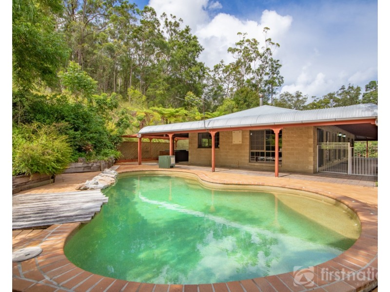 101 Lindeman Rd, Beerwah QLD 4519