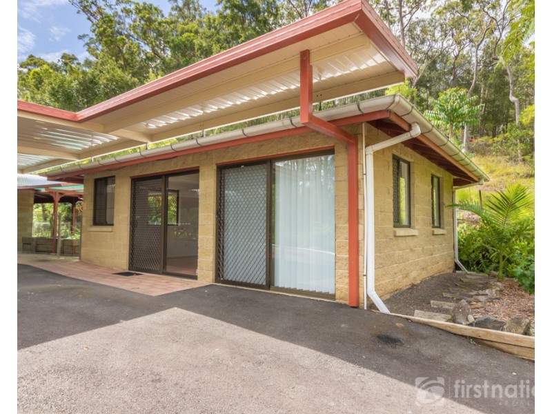 101 Lindeman Rd, Beerwah QLD 4519