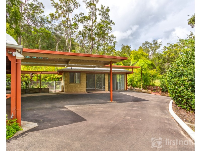 101 Lindeman Rd, Beerwah QLD 4519