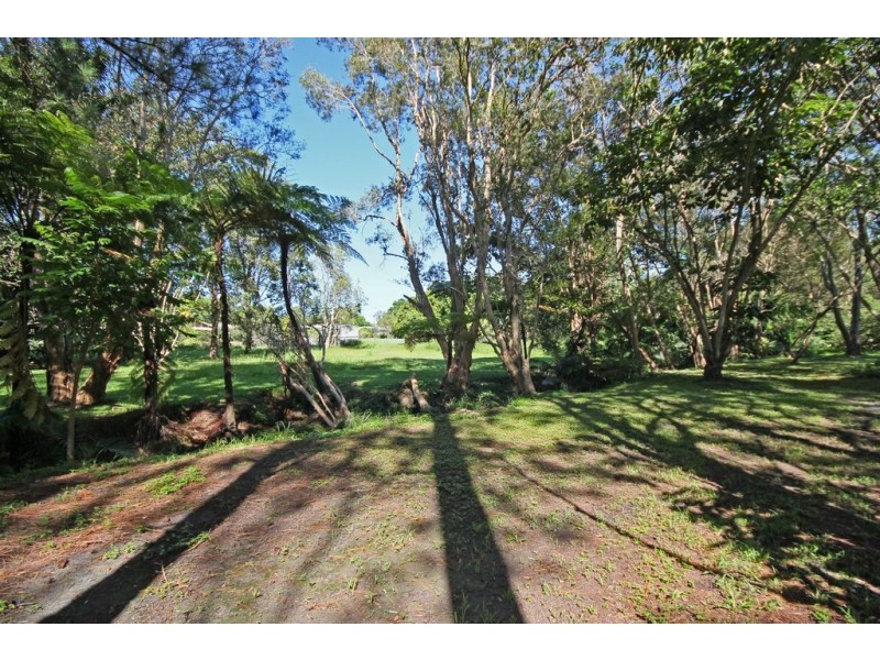 12 Greber Road, Beerwah QLD 4519