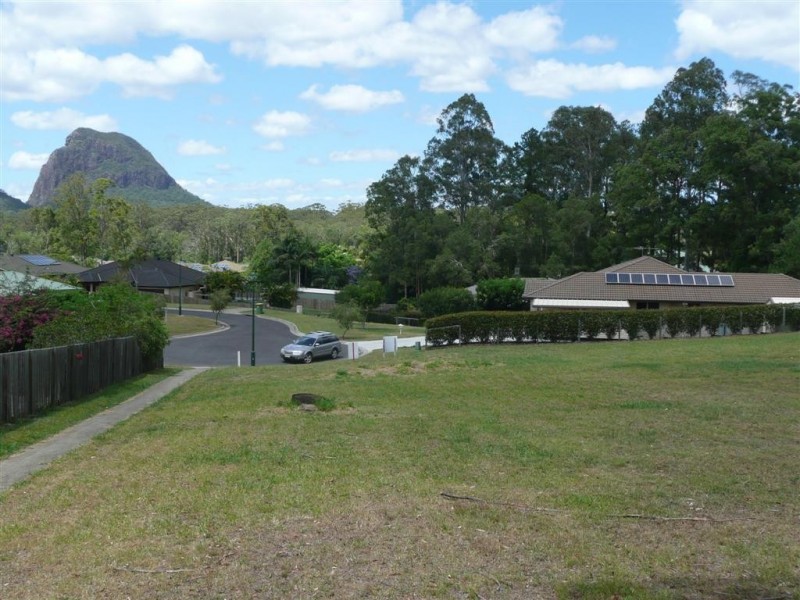 21 Sharyn Place, Glass House Mountains QLD 4518