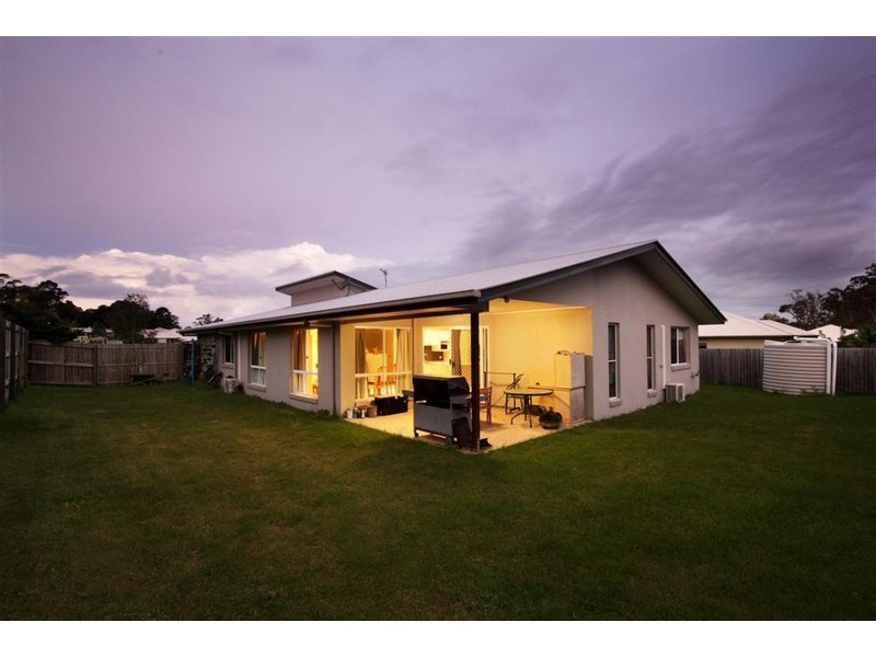 6 Coastal Ave, Beerwah QLD 4519