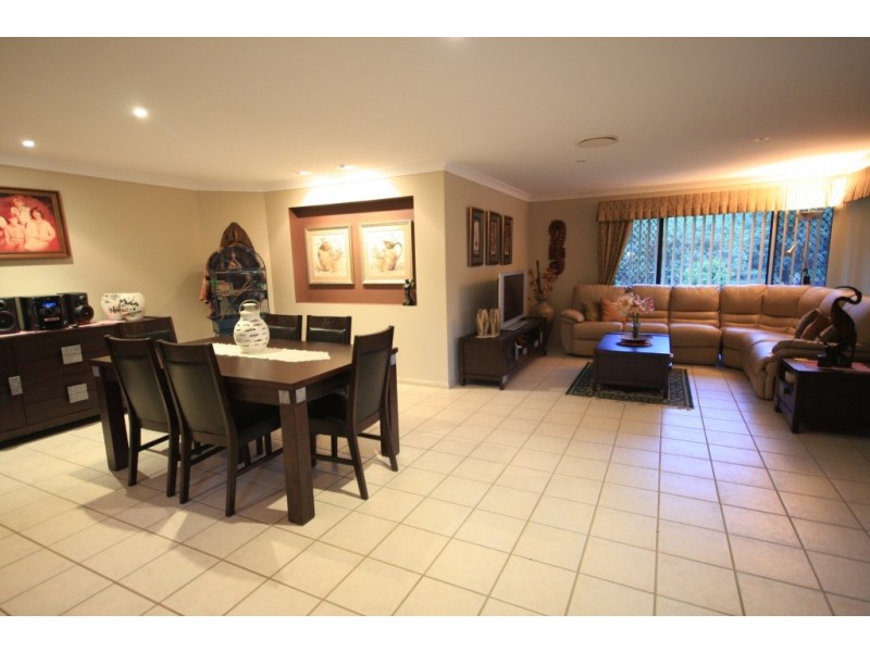 2 Quinto Court, Beerwah QLD 4519
