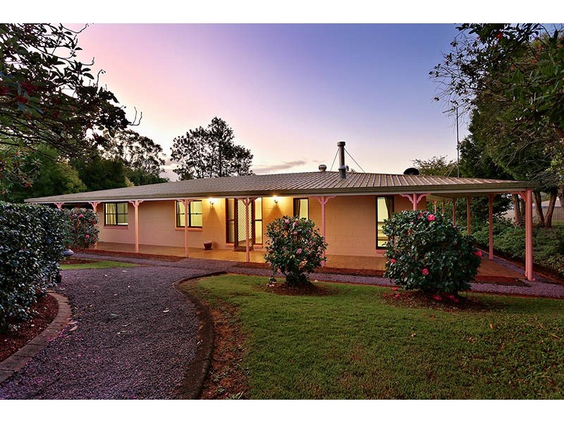 68 Pine Camp Road, Beerwah QLD 4519