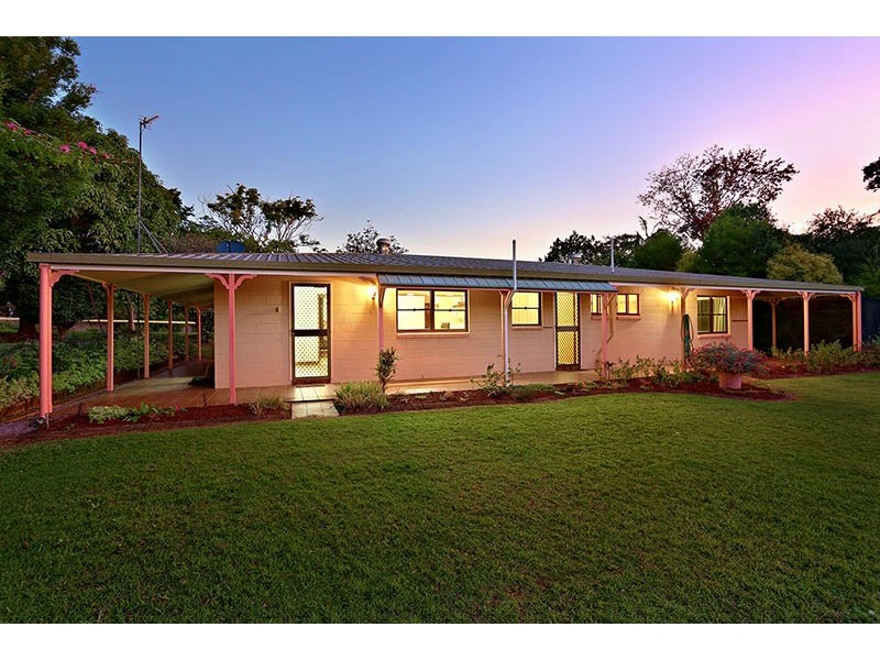 68 Pine Camp Road, Beerwah QLD 4519