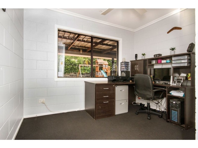 19 Crittenden Road, Glass House Mountains QLD 4518