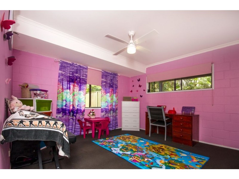 19 Crittenden Road, Glass House Mountains QLD 4518