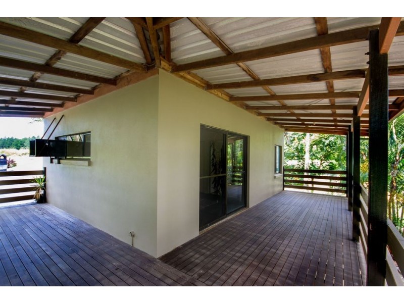 19 Crittenden Road, Glass House Mountains QLD 4518