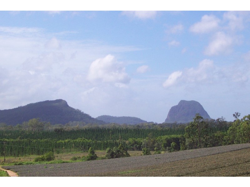 32 Stokes Road, Beerwah QLD 4519