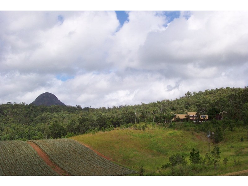 32 Stokes Road, Beerwah QLD 4519
