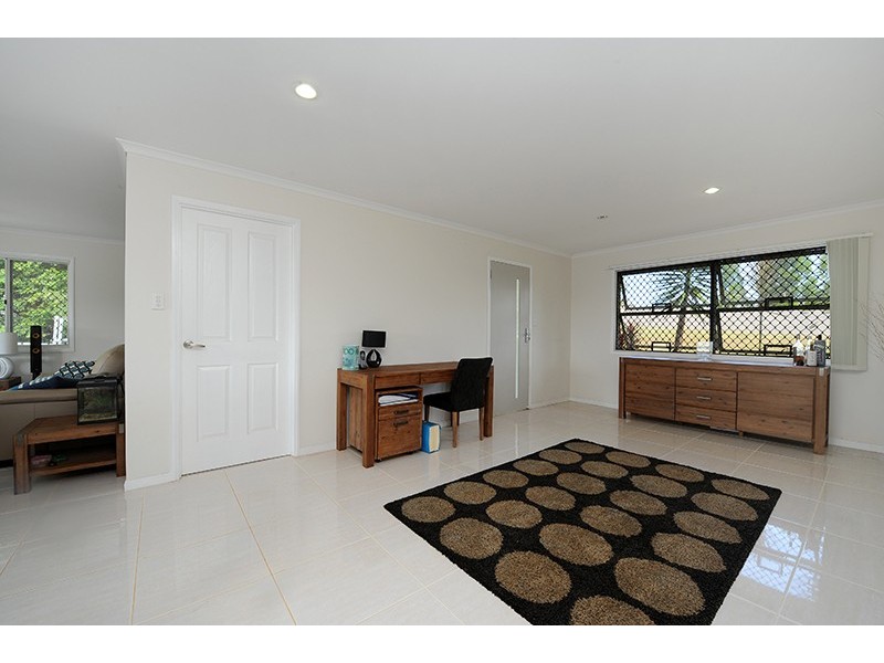 70 Sahara Road, Glass House Mountains QLD 4518