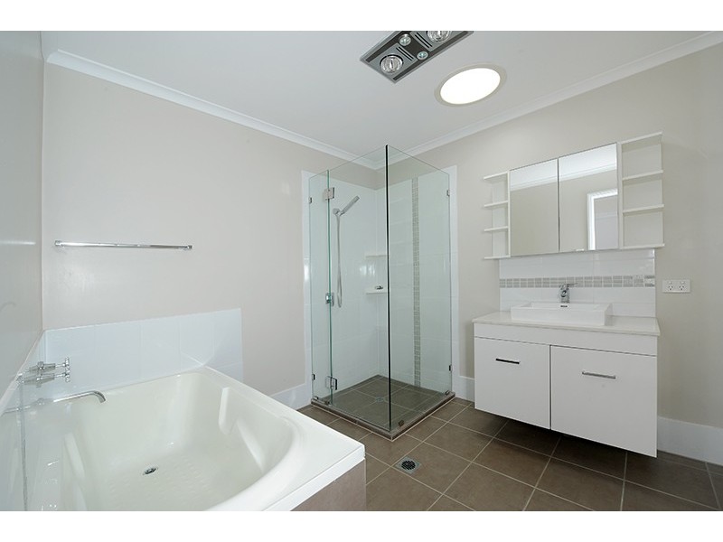 70 Sahara Road, Glass House Mountains QLD 4518