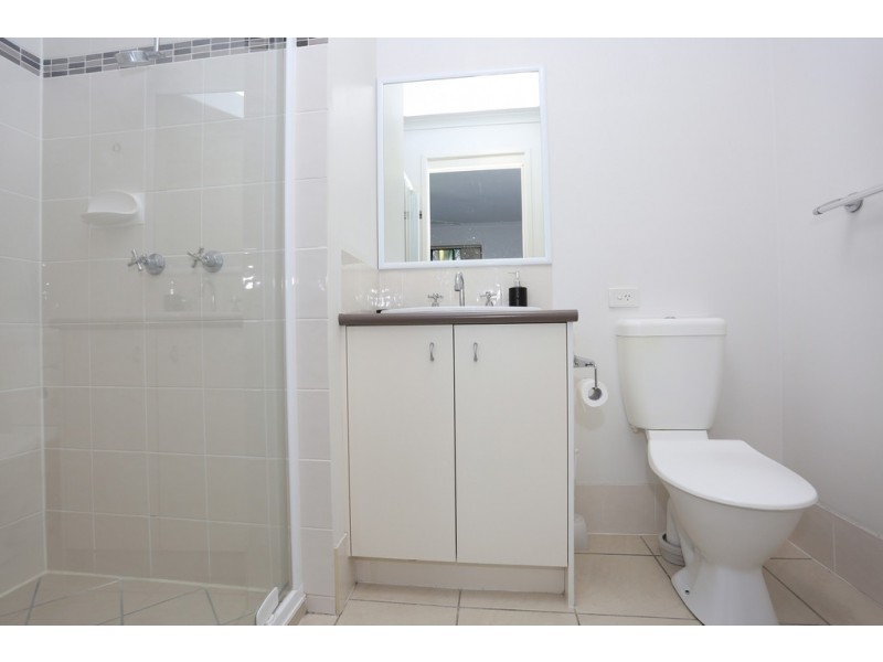 6/2a Swan Street, Beerwah QLD 4519