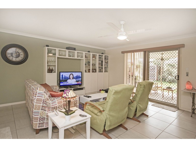 8 Greenview Avenue, Beerwah QLD 4519