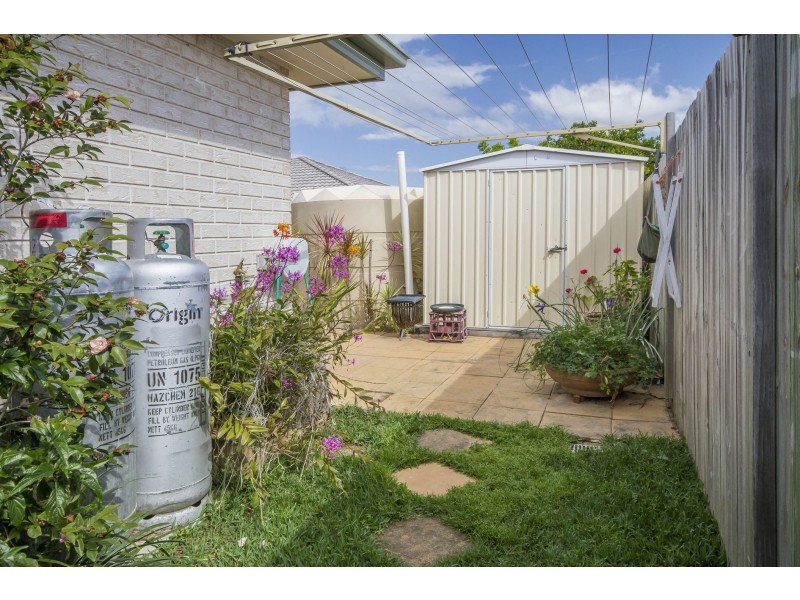 8 Greenview Avenue, Beerwah QLD 4519