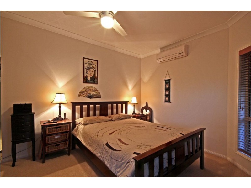 28 Hillside Road, Glass House Mountains QLD 4518