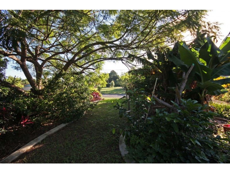 28 Hillside Road, Glass House Mountains QLD 4518