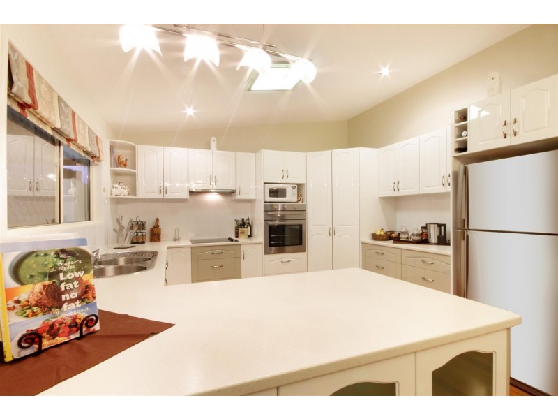 21 Greenview Avenue, Beerwah QLD 4519