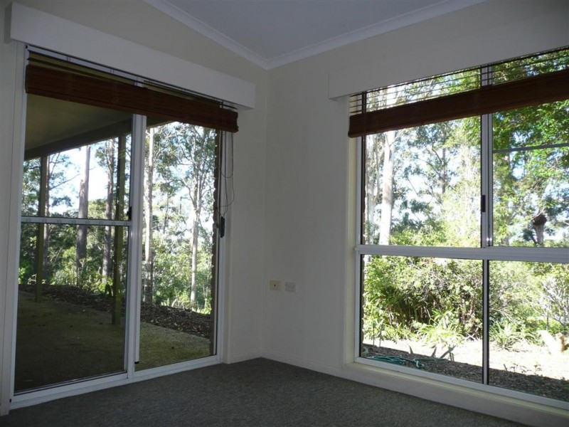 42 Julian Street, Peachester QLD 4519