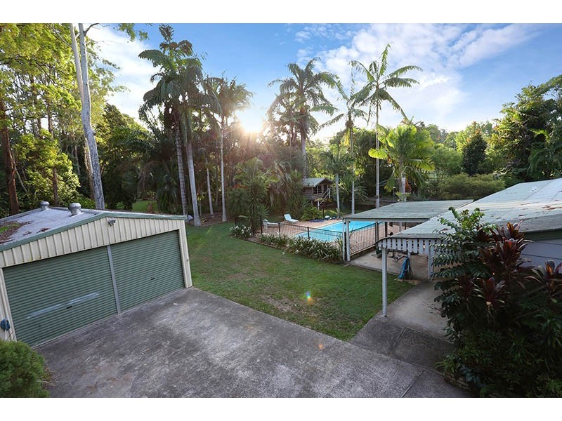 36 Bell Rd, Glass House Mountains QLD 4518