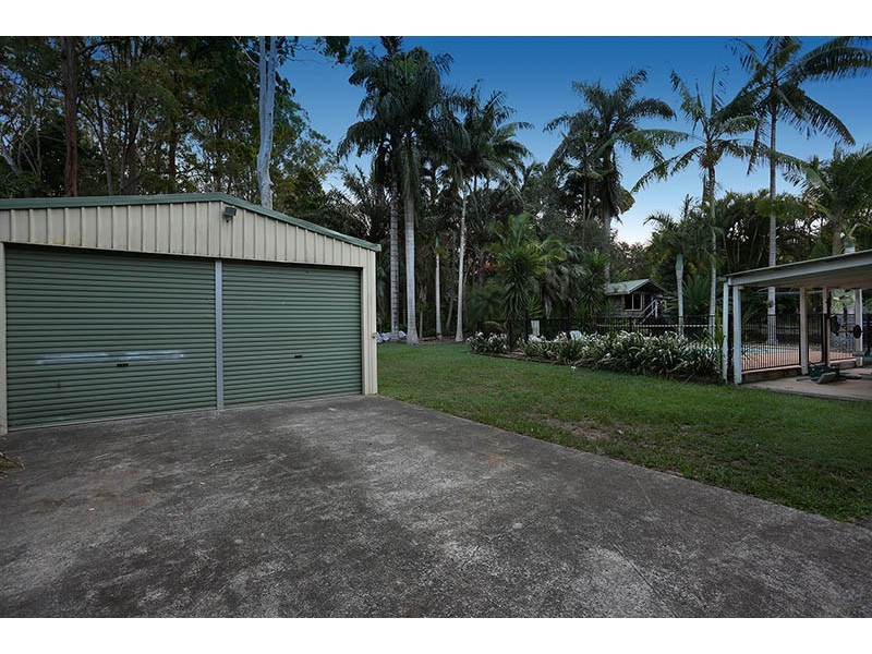36 Bell Rd, Glass House Mountains QLD 4518