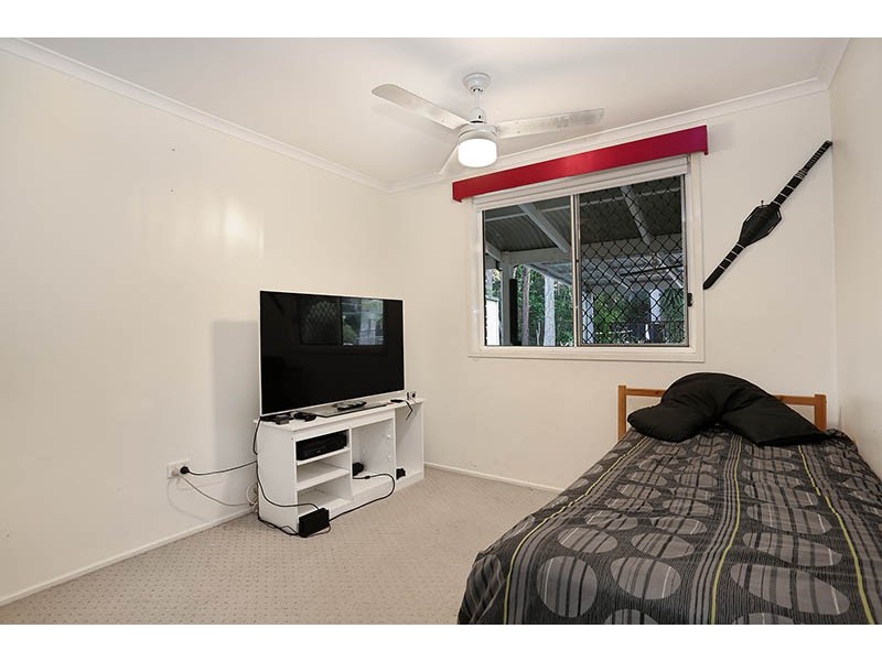 36 Bell Rd, Glass House Mountains QLD 4518