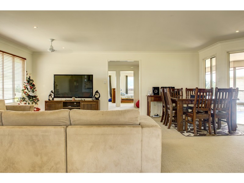 3 Cayenne Court, Glass House Mountains QLD 4518