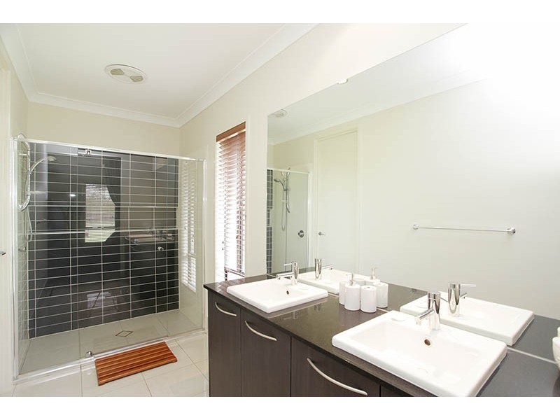28 Bonato Road, Glass House Mountains QLD 4518