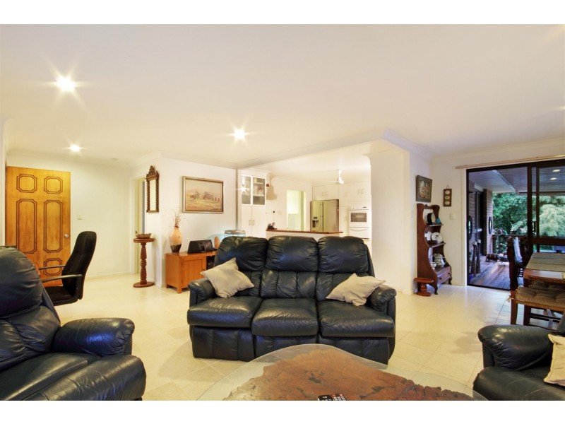 52 Pine Camp Road, Beerwah QLD 4519