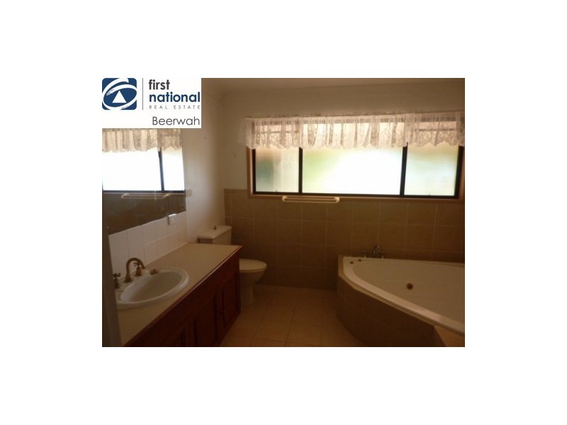 114 Yeates Road, Beerwah QLD 4519