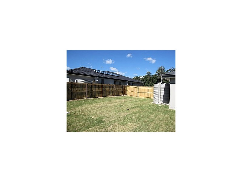 32 Pepper Tree Way, Beerwah QLD 4519