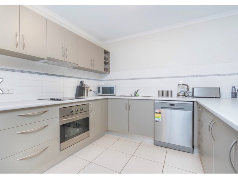 5/2A North Street, Beerwah QLD 4519
