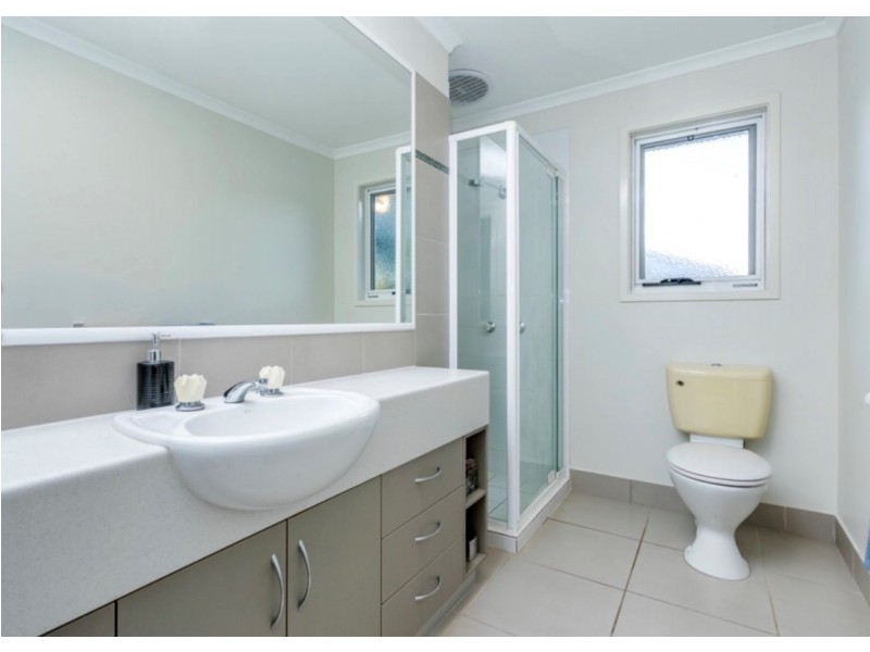 5/2A North Street, Beerwah QLD 4519