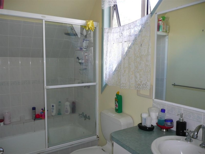 23 Cobb and Co Drive, Beerburrum QLD 4517