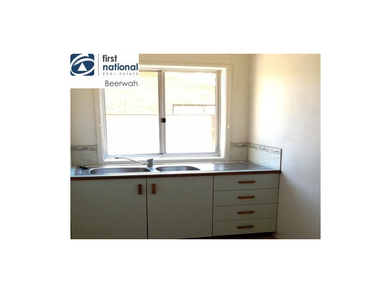 1/9 Nichols Avenue, Beerwah QLD 4519