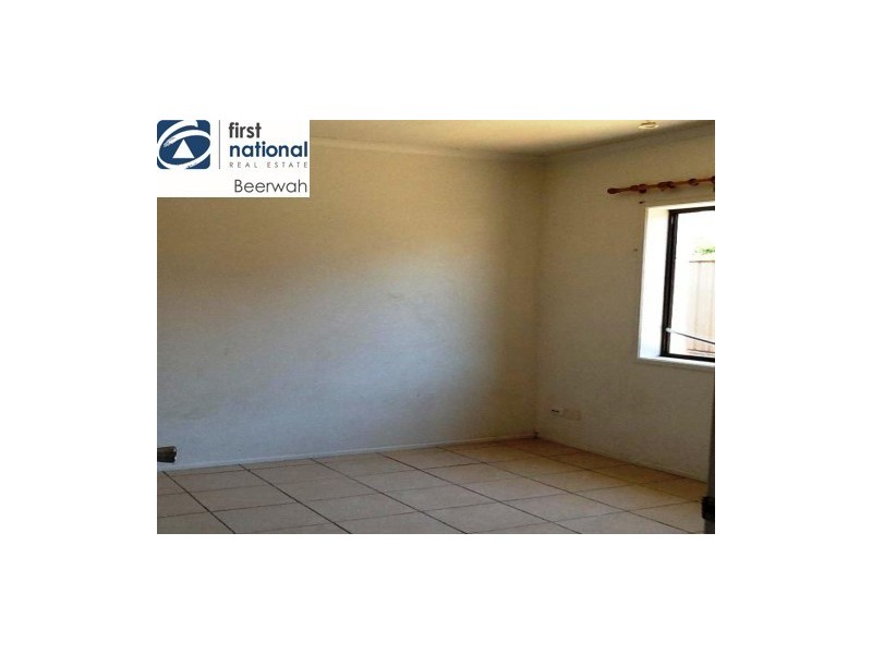 1/9 Nichols Avenue, Beerwah QLD 4519