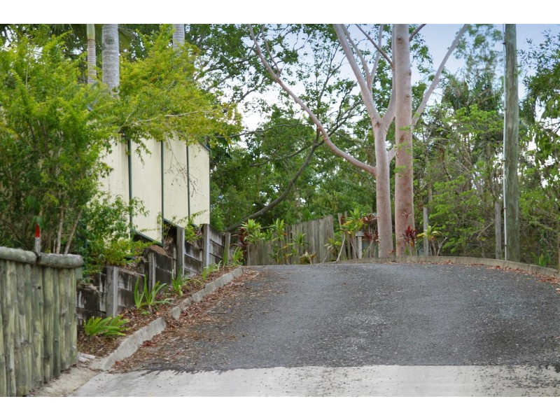 86 Calderwood Road, Landsborough QLD 4550