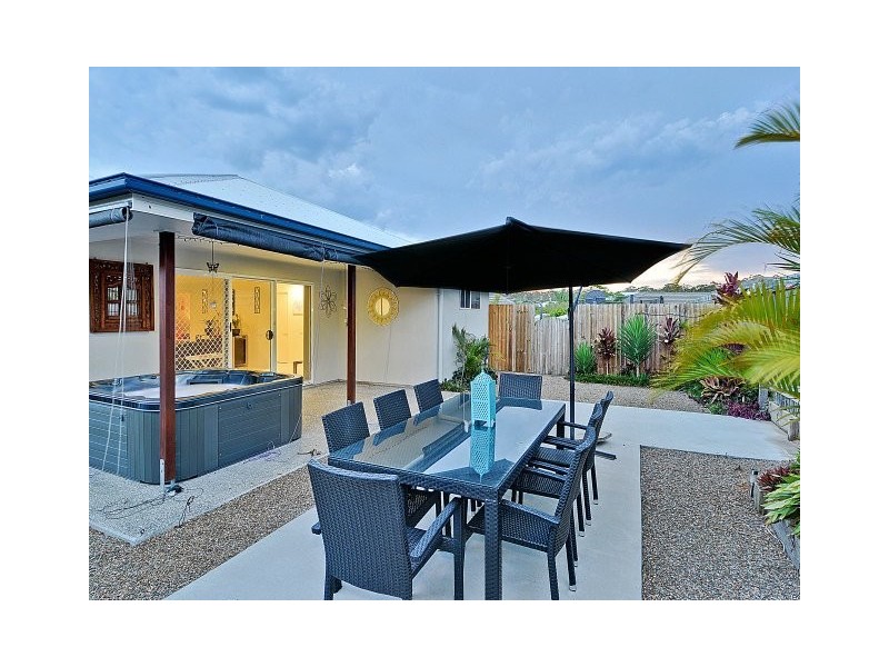 6 Woodgrove BVD, Beerwah QLD 4519