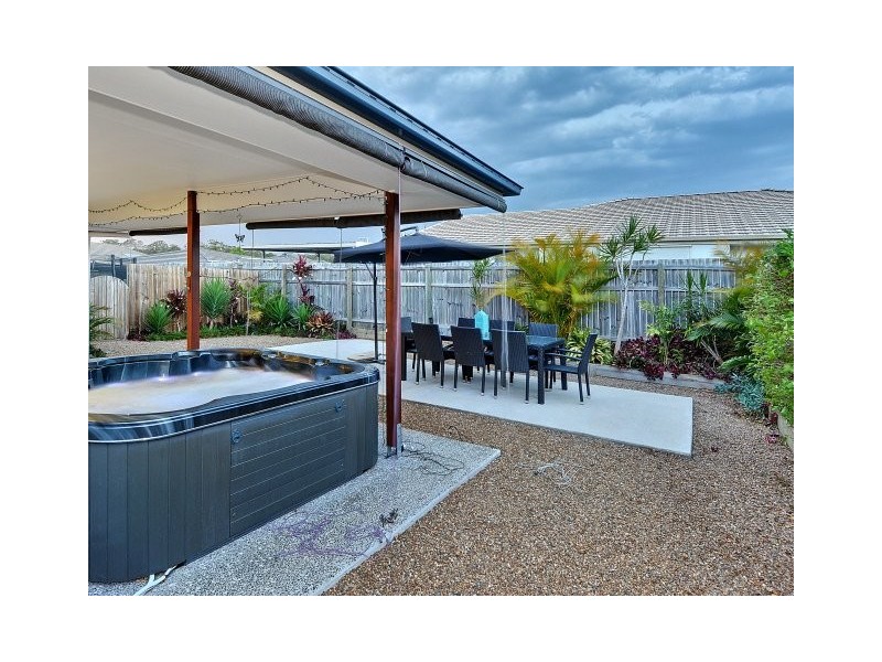 6 Woodgrove BVD, Beerwah QLD 4519