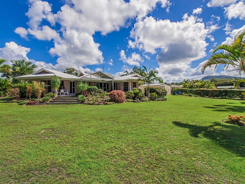 19 Wattlebird Place, Landsborough QLD 4550