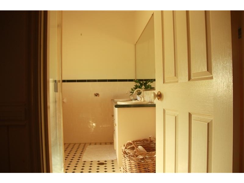 584 Macdonalds Road, Peachester QLD 4519