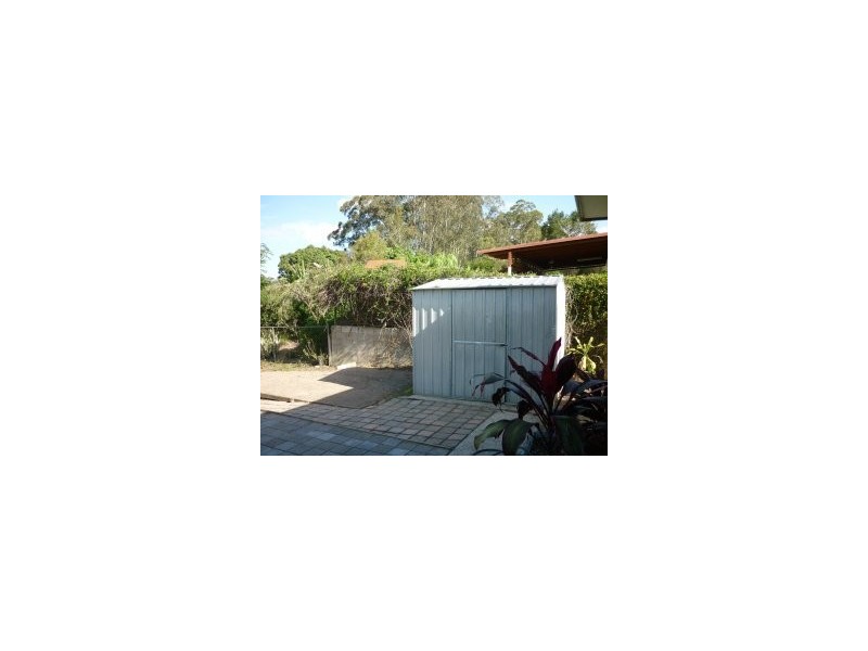 2/3 Nichols Avenue, Beerwah QLD 4519