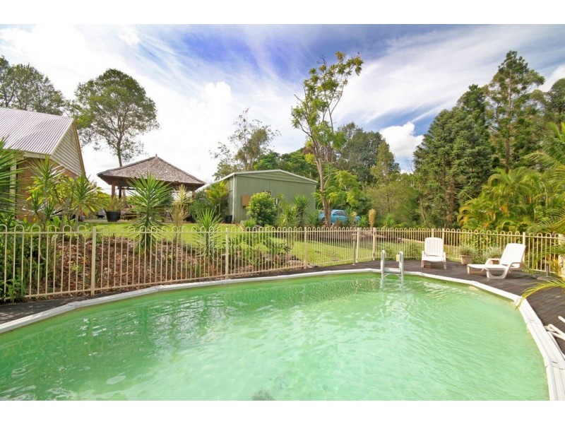11 Littles Road, Glass House Mountains QLD 4518