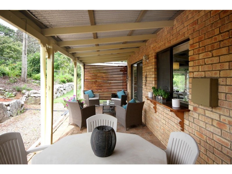 11 Littles Road, Glass House Mountains QLD 4518