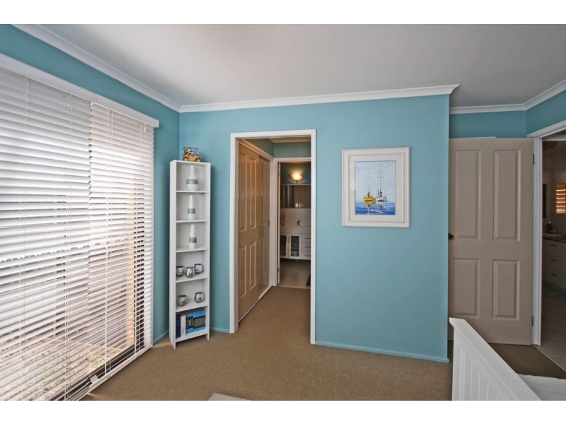 11 Littles Road, Glass House Mountains QLD 4518