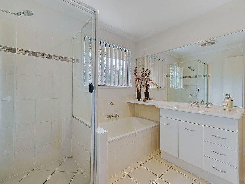 21 White Gums Street, Landsborough QLD 4550
