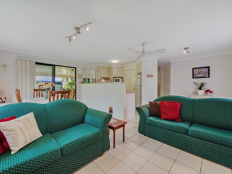 21 White Gums Street, Landsborough QLD 4550