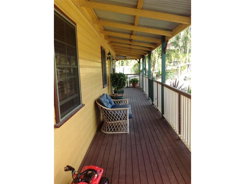 18 Alpha Drive, Glass House Mountains QLD 4518