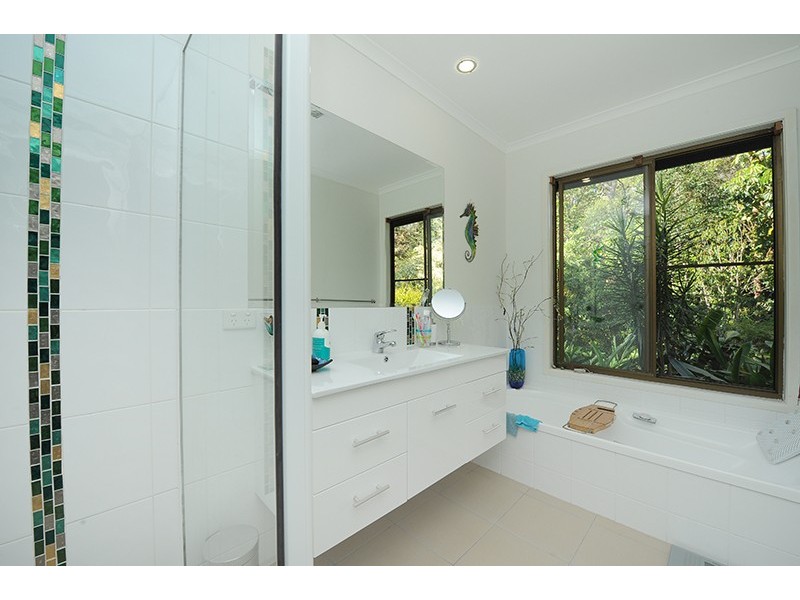 15 Gattera Road, Landsborough QLD 4550