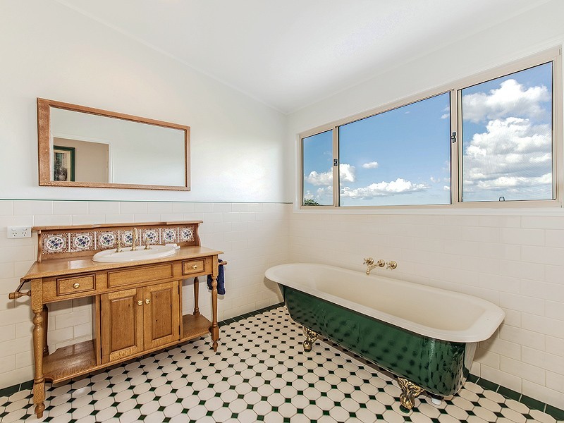 13 Taroona Court, Peachester QLD 4519